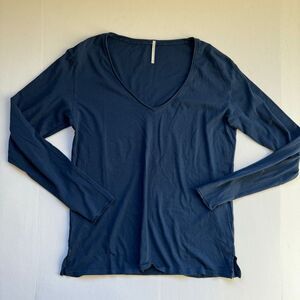 Hello Nite V-Neck Long Sleeve Navy Size Small NWOT